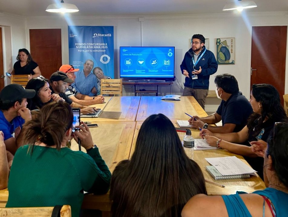 /organizaciones-sociales-se-informan-sobre-el-fondo-concursable-de-nueva