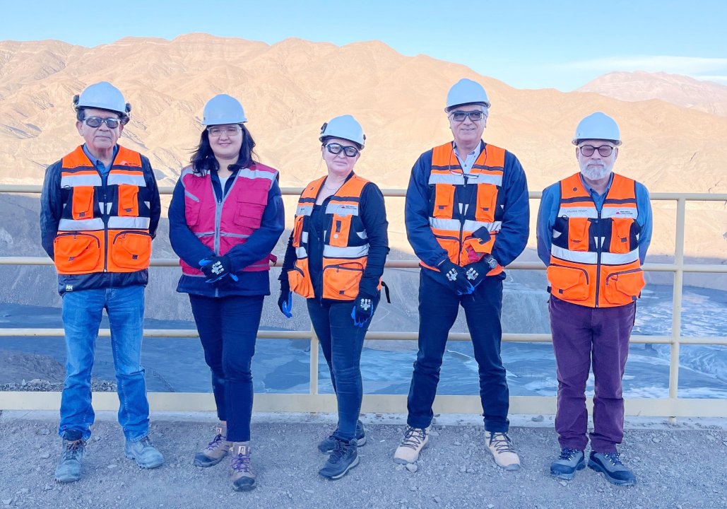 /subsecretaria-de-mineria-visito-la-planta-cerrillos-y-destaco-avances-en