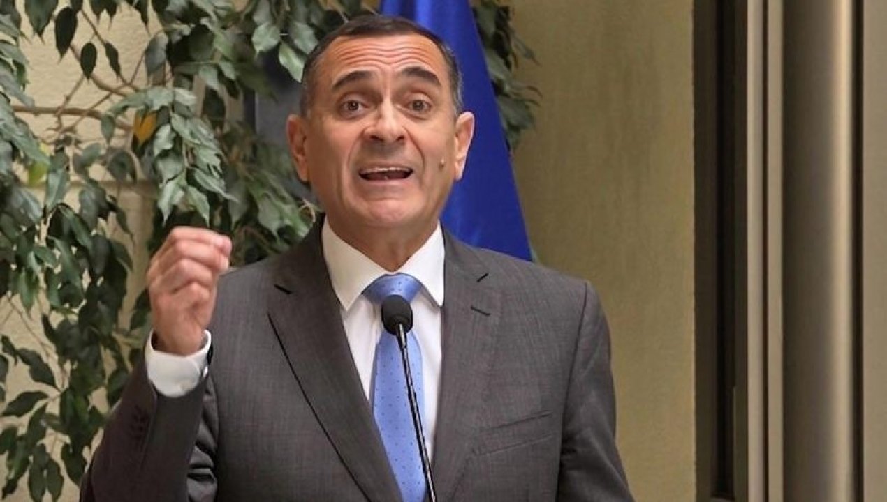 /munoz-respalda-test-de-drogas-obligatorio-a-autoridades