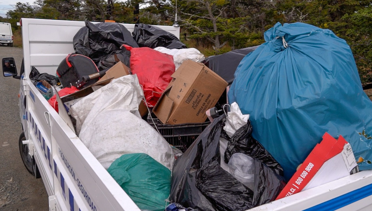 /municipio-retiro-cerca-de-5-toneladas-de-basura-del-parque-chabunco