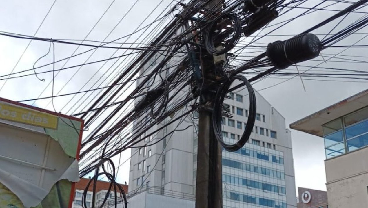 /local/plan-centro-wainraihgt-impulsara-ordenanza-para-erradicar-cables-en-desuso