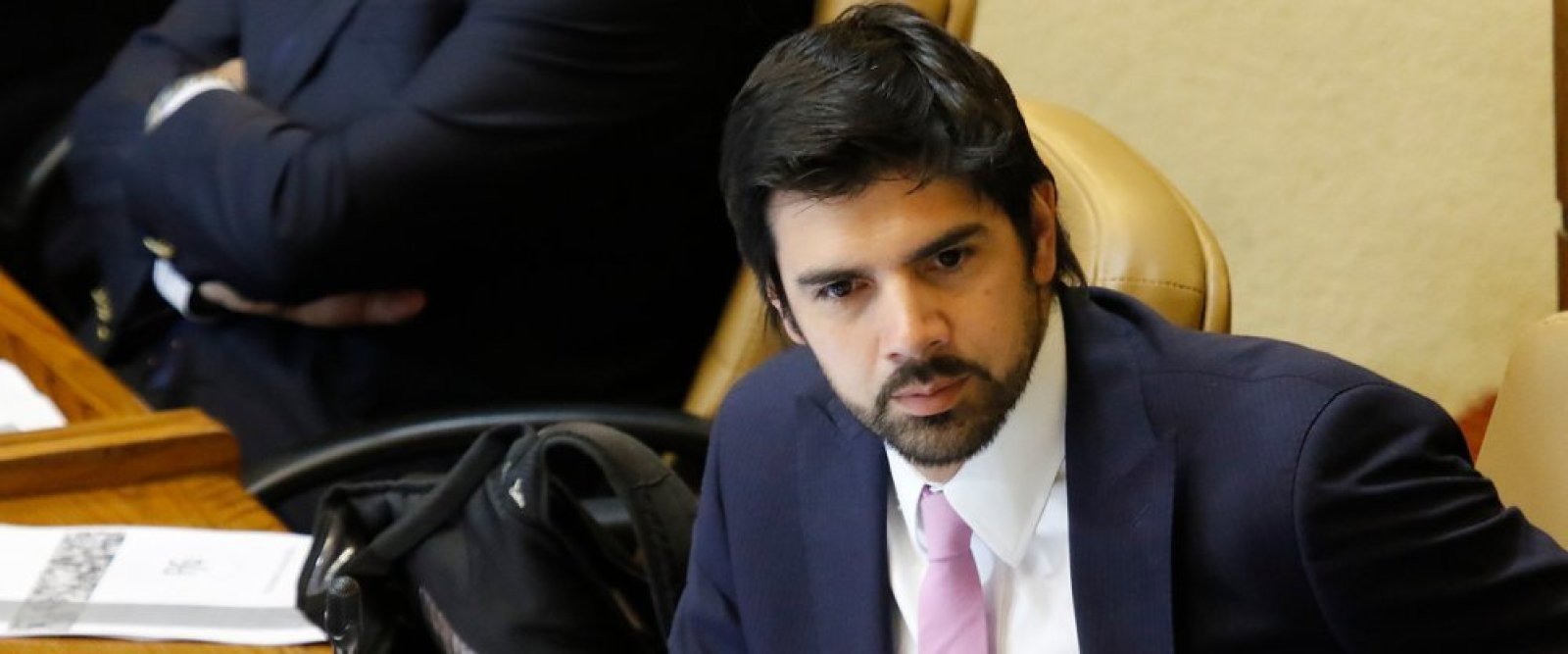 Diputado Lavín León arriesga desafuero tras investigación por facturas irregulares