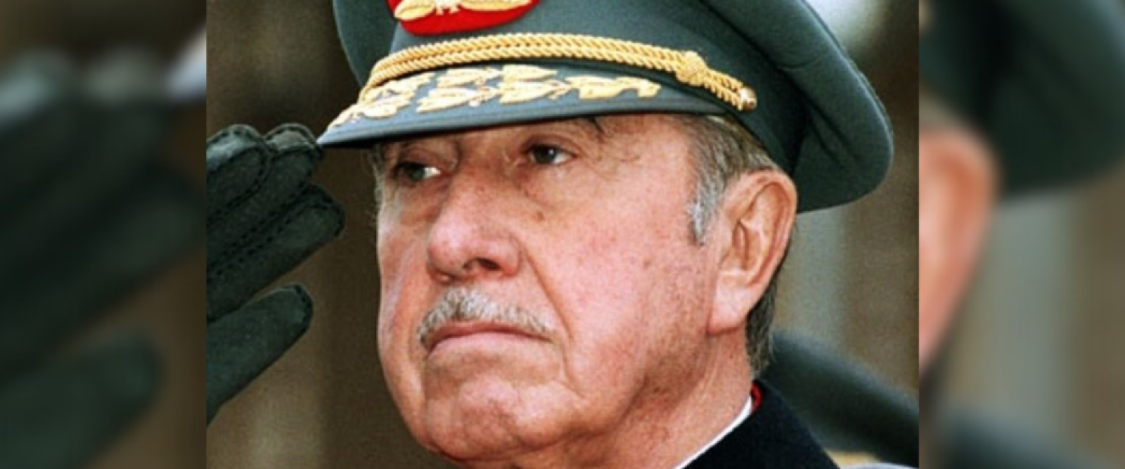 Hijos de Pinochet se pelean la herencia
