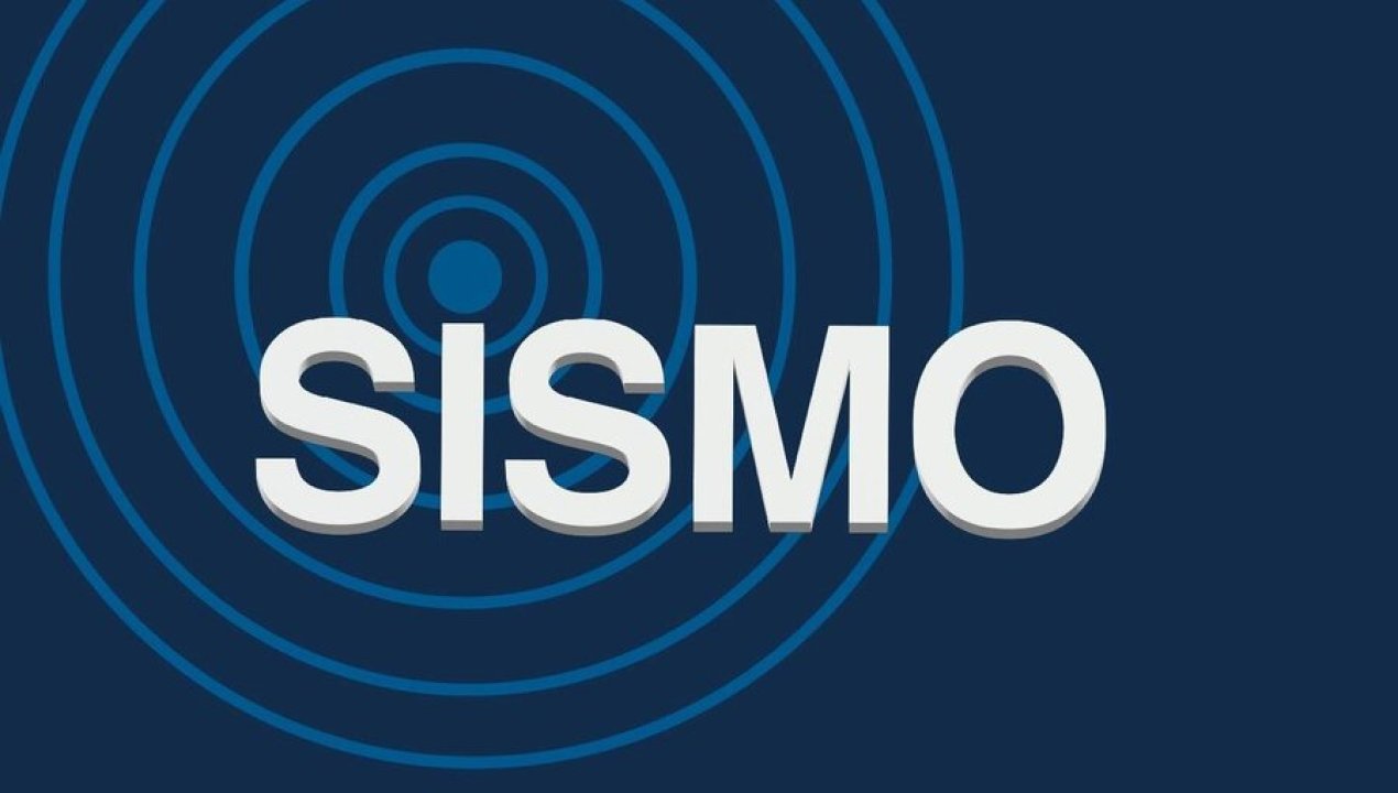 /regionales/region-de-antofagasta/video-fuerte-sismo-de-magnitud-6-9-remece-el-norte-grande-del-pais